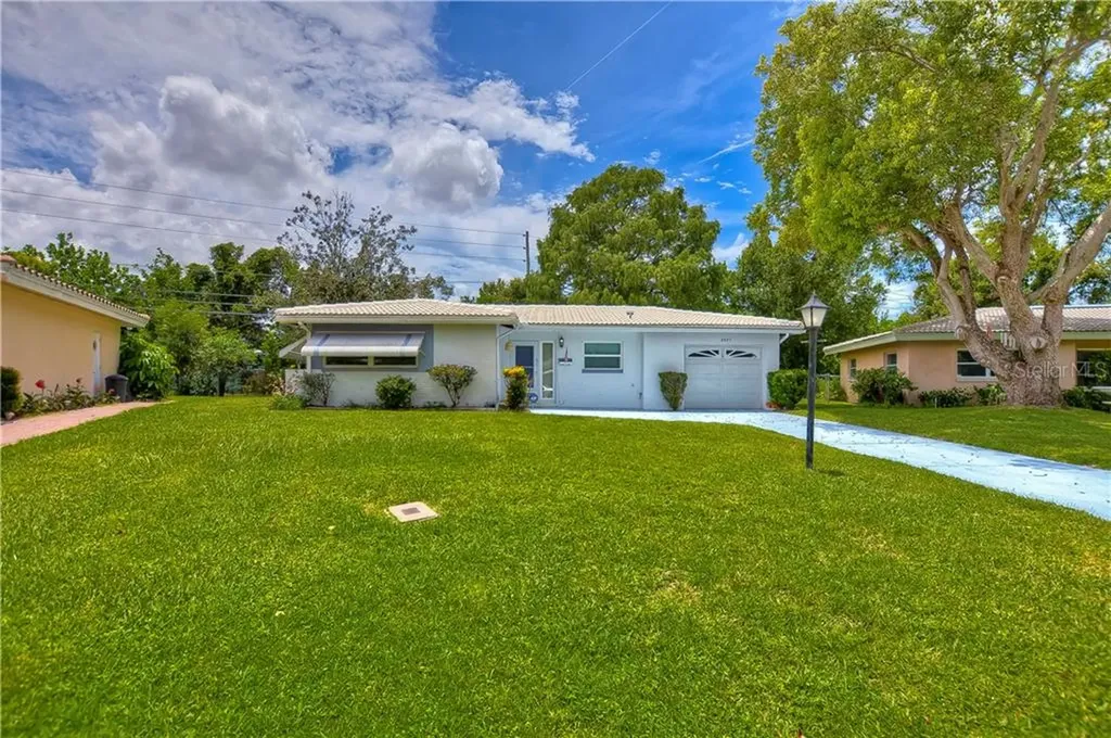 2027 Indigo Drive Clearwater FL 33763