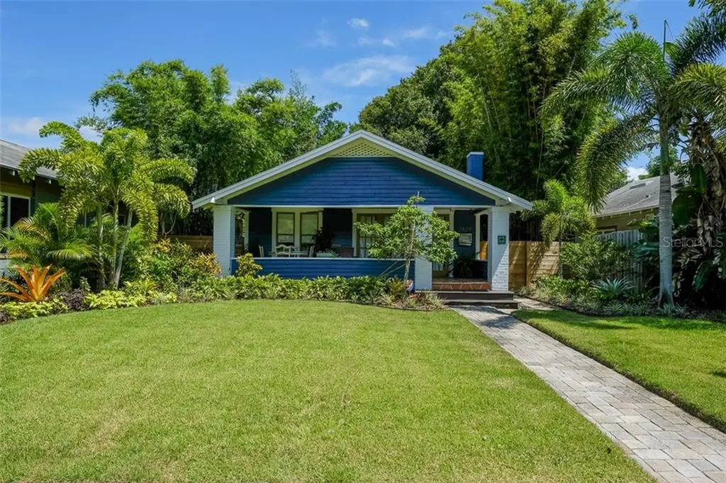 2829 Dartmouth Avenue N St Petersburg FL 33713