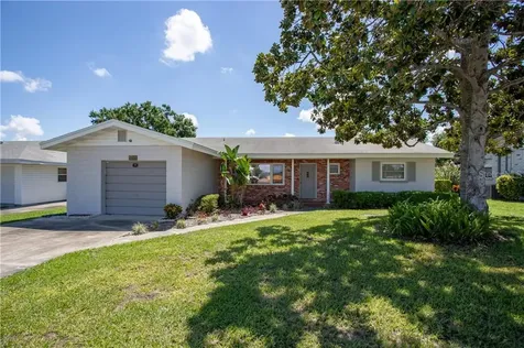 2207 21st Street NW Winter Haven FL 33881