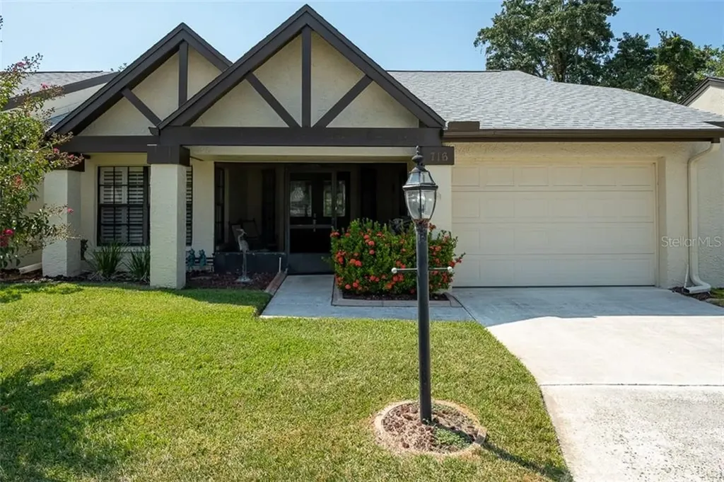 716 Lakewood Drive Palm Harbor FL 34684