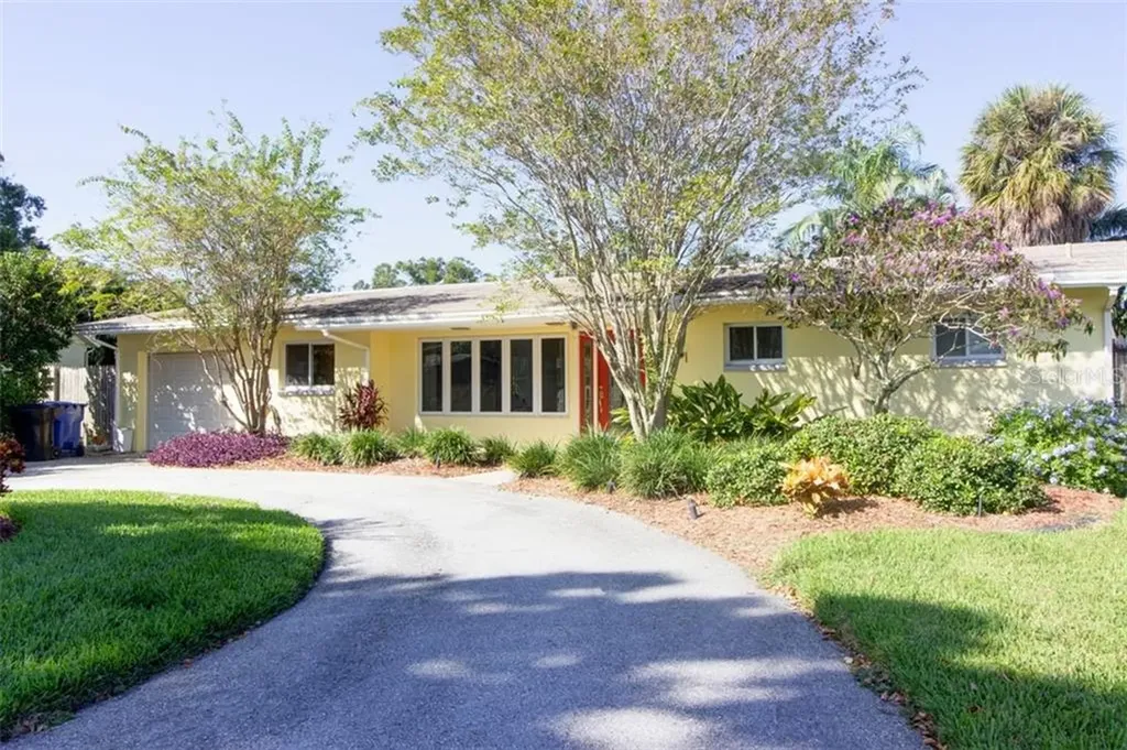 5051 39th Street S St Petersburg FL 33711