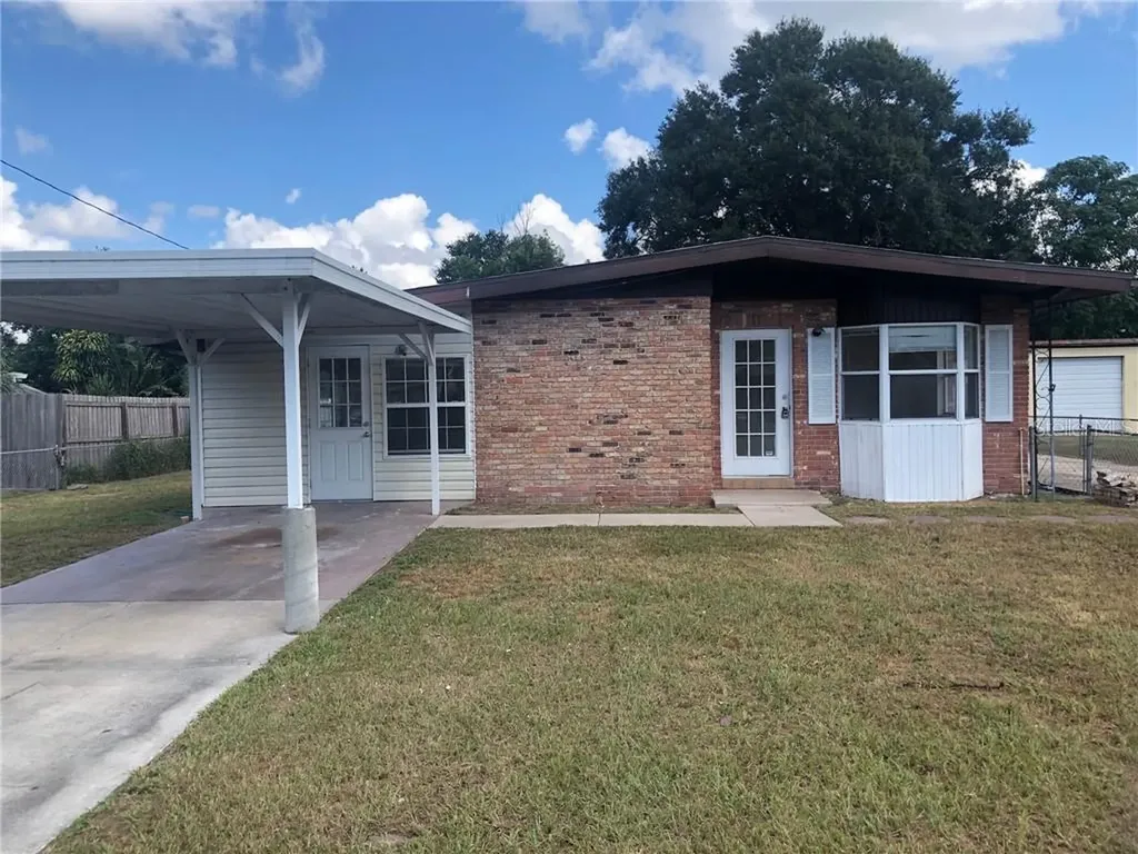 2466 Avenue A SW Winter Haven FL 33880