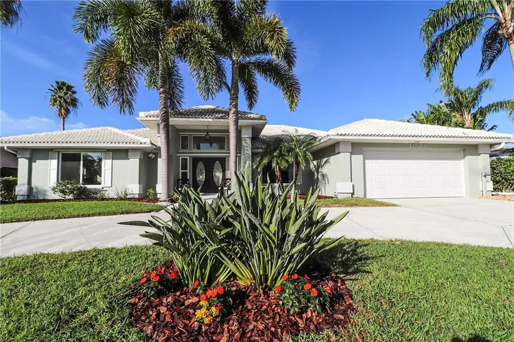 1035 Sorrento Woods Boulevard Nokomis FL 34275