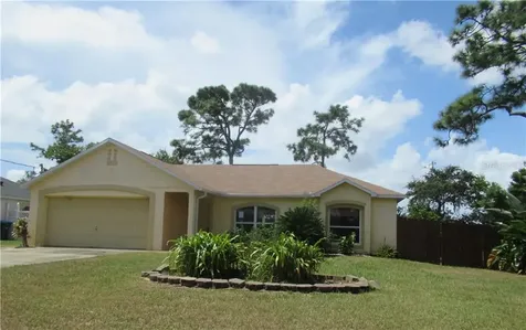 1399 Hayward Avenue Deltona FL 32738