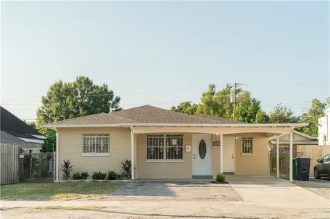 2916 W Tampa Bay Boulevard Tampa FL 33607
