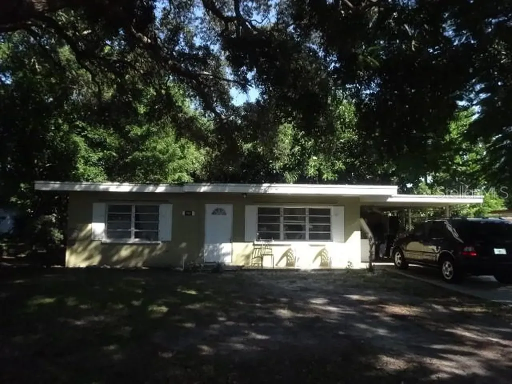 5817 18th Street W Bradenton FL 34207