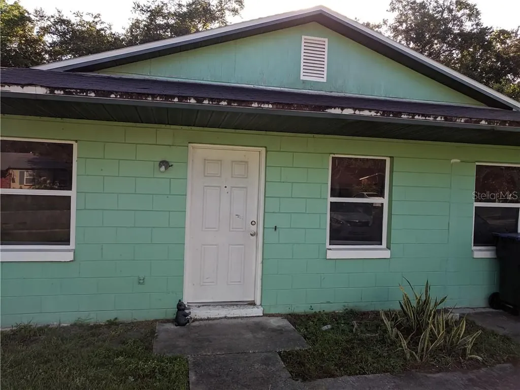 2961 Slippery Rock Avenue Orlando FL 32826