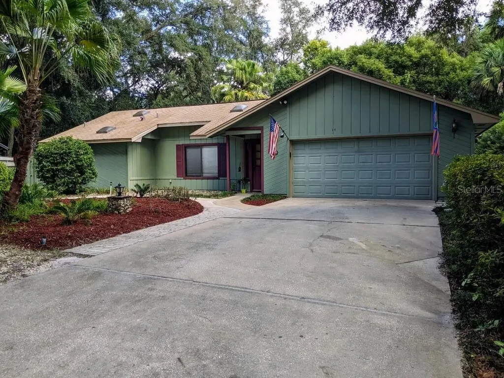 14 Autumnwood Trail Deland FL 32724