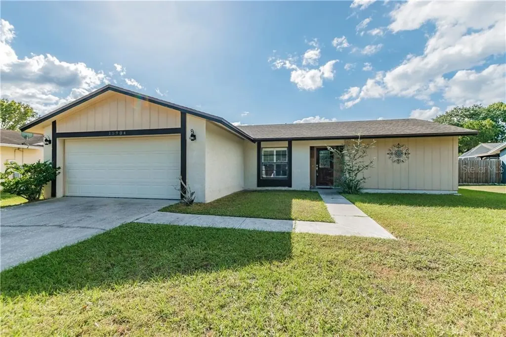 15904 Old Stone Place Tampa FL 33624