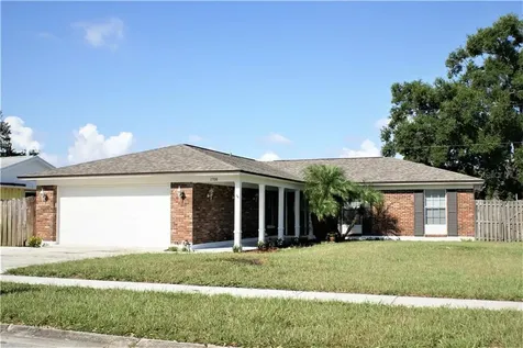 1708 Village Court Brandon FL 33511