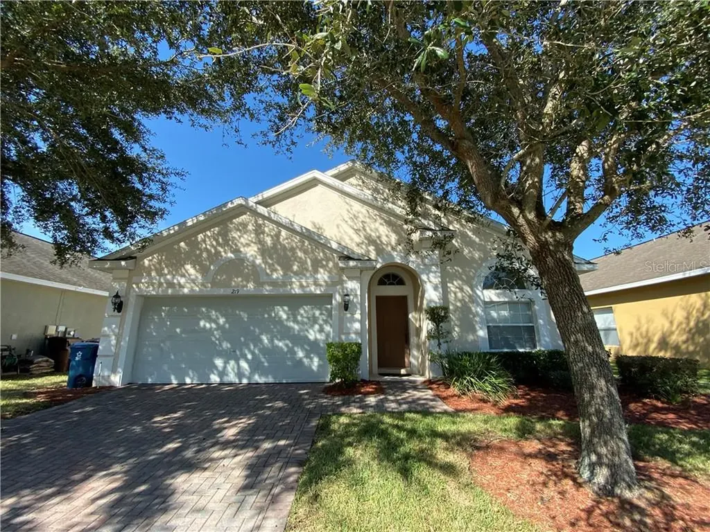 219 Granada Avenue Davenport FL 33837
