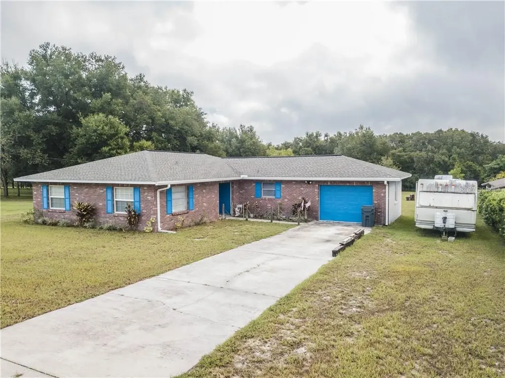 2530 Crystal Lake Acres Drive Lakeland FL 33801