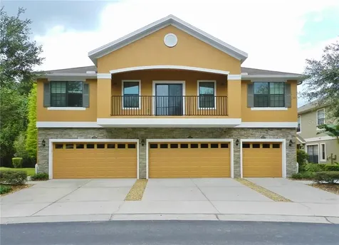 16419 Kingletridge Avenue Lithia FL 33547
