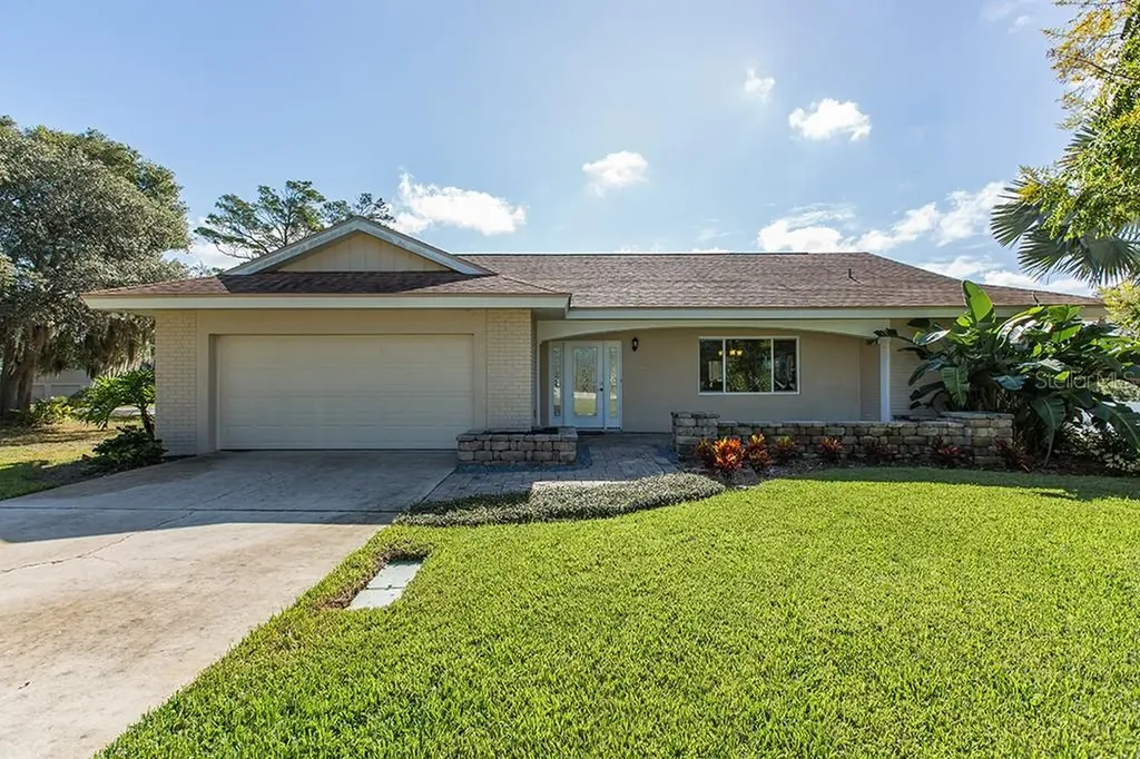 3020 Bluff Boulevard Holiday FL 34691
