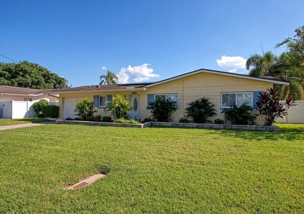 1414 46th Avenue NE St Petersburg FL 33703
