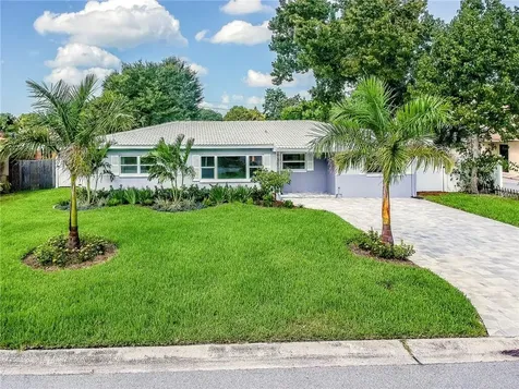 1952 75th Way N St Petersburg FL 33710