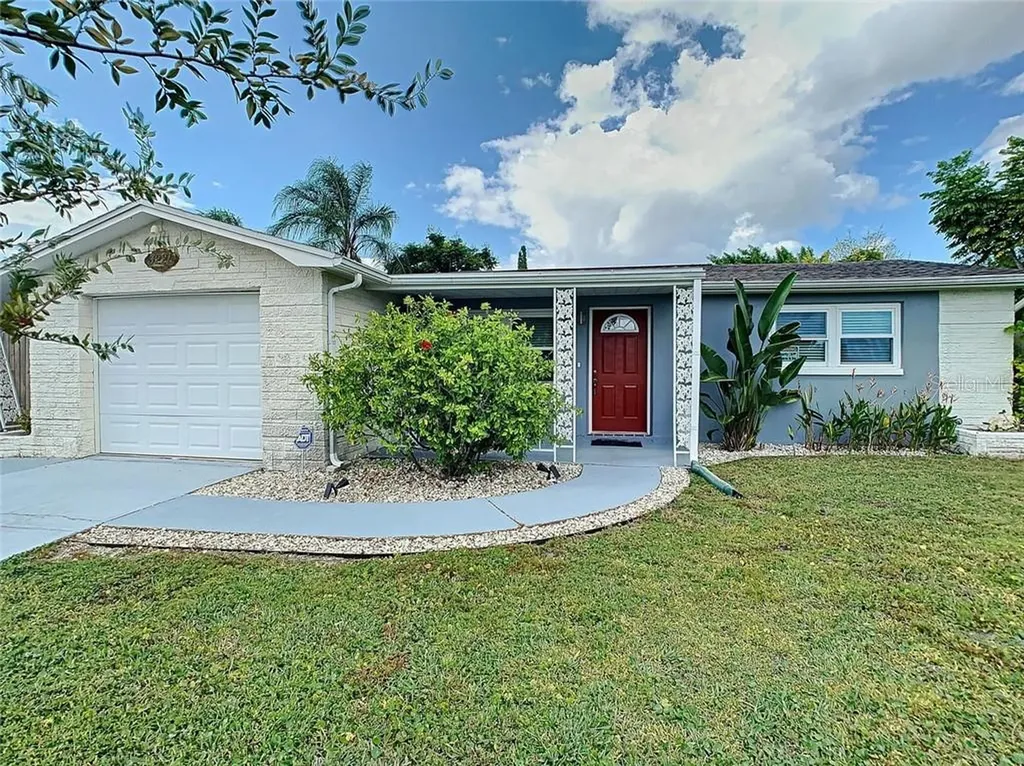 3221 Roxbury Drive Holiday FL 34691