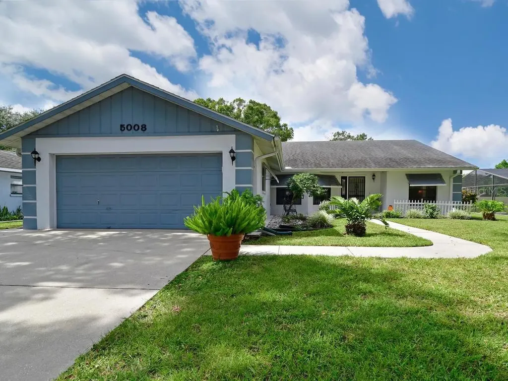 5008 30th Street Court E Bradenton FL 34203
