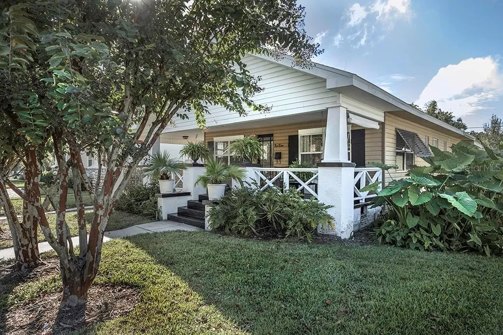 912 W Plymouth Street Tampa FL 33603