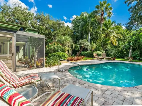 8552 Heron Lagoon Circle Sarasota FL 34242