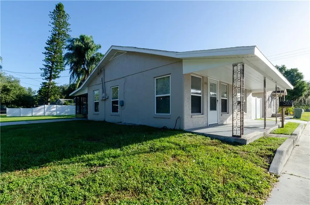 2871 Bahia Vista Street Sarasota FL 34239