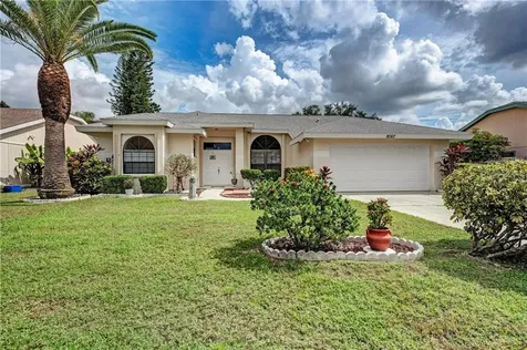 8067 Glenbrooke Lane Sarasota FL 34243