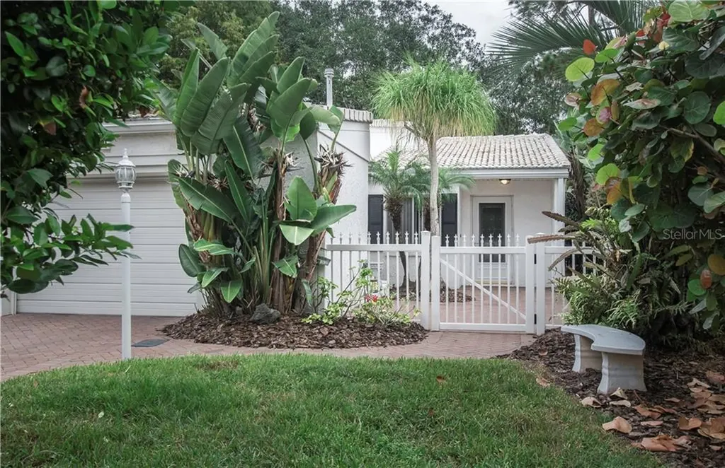 473 Las Cruces Winter Haven FL 33884