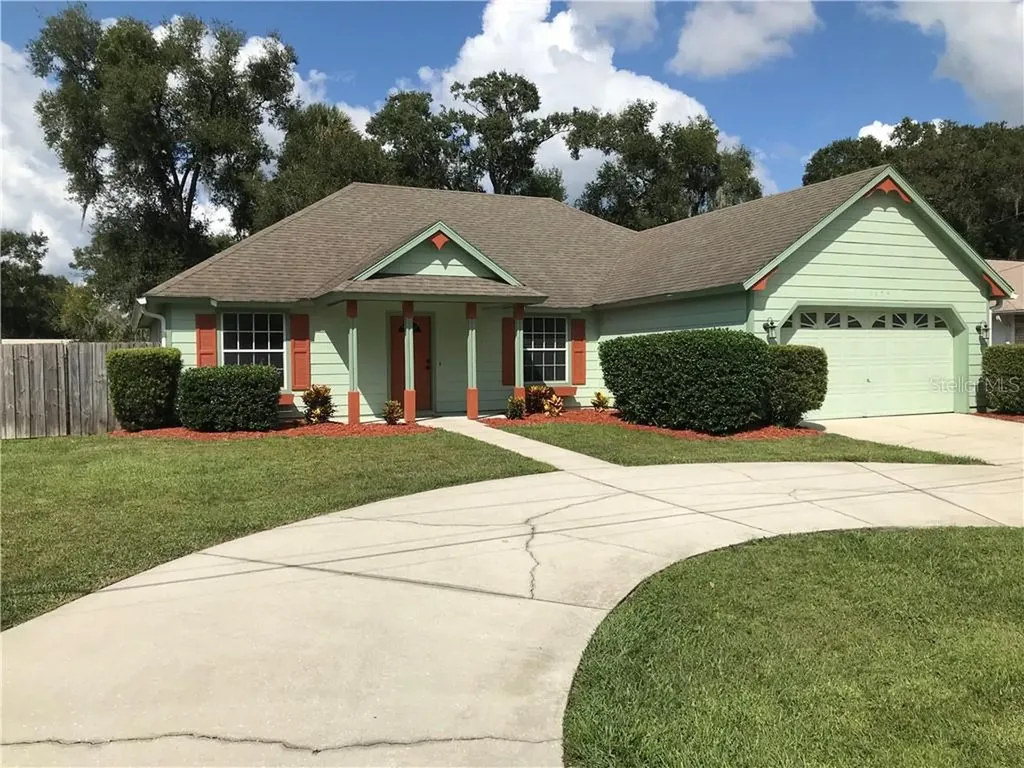 1175 E Wisconsin Avenue Deland FL 32724