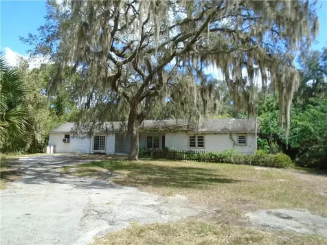 635 S Blue Lake Avenue Deland FL 32724