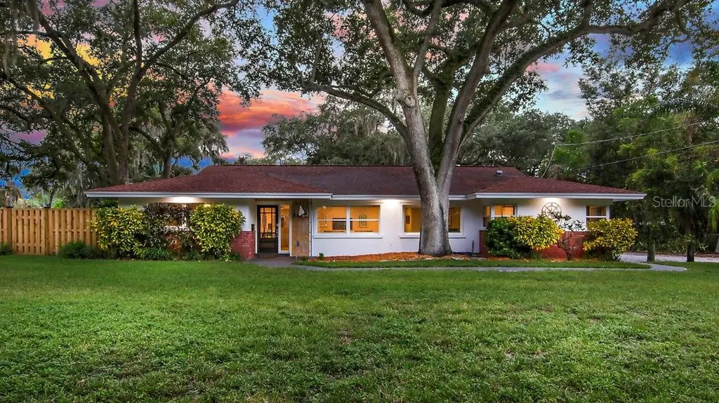3900 52nd Street N St Petersburg FL 33709