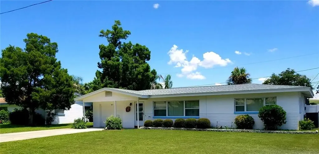 8671 112th Street Seminole FL 33772