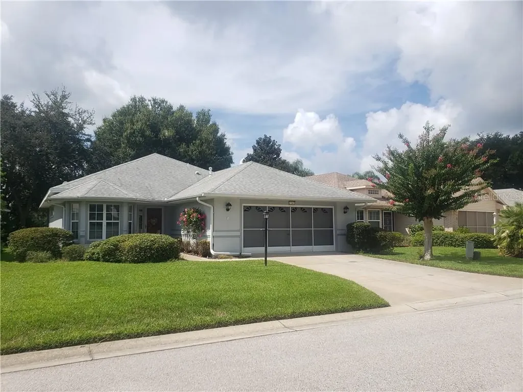 21947 Royal Street Georges Lane Leesburg FL 34748