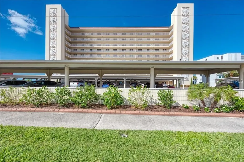 255 The Esplanade N Venice FL 34285