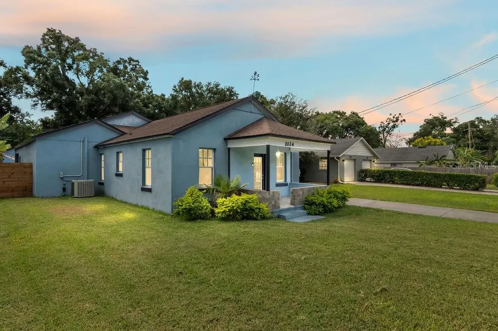 2024 Carlton Drive Orlando FL 32806