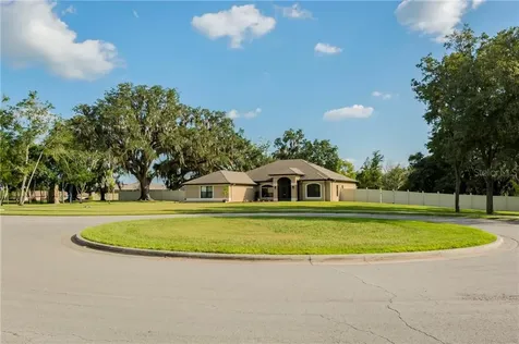 27945 Austin Woods Drive Dade City FL 33525