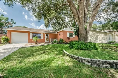 5994 Burch Street N St Petersburg FL 33709