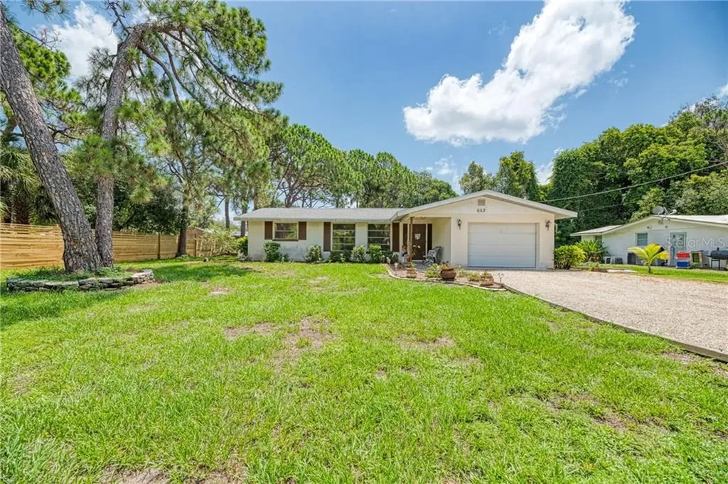 653 Spruce Street Englewood FL 34223