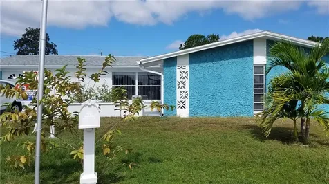 3241 Masonville Loop Holiday FL 34691