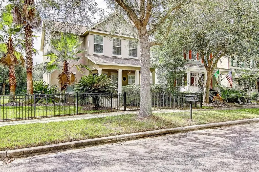 16135 Loneoak View Drive Lithia FL 33547