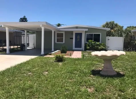 7236 36th Avenue N St Petersburg FL 33710