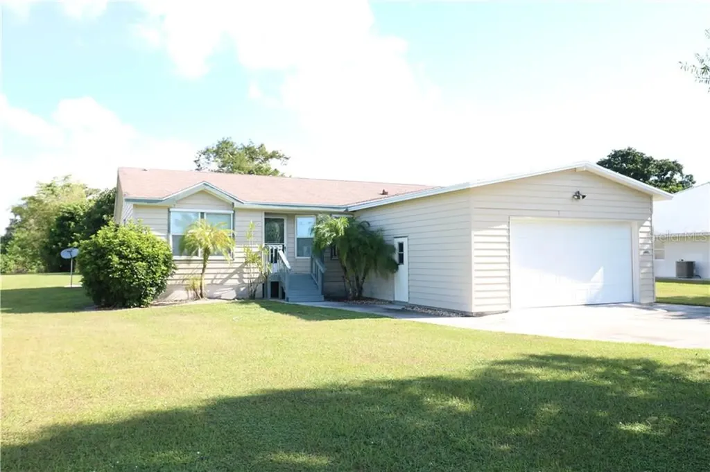 2431 SE 24th Boulevard Okeechobee FL 34974