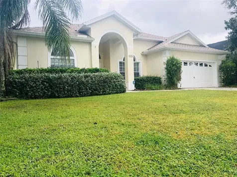 824 Montana Avenue Davenport FL 33897