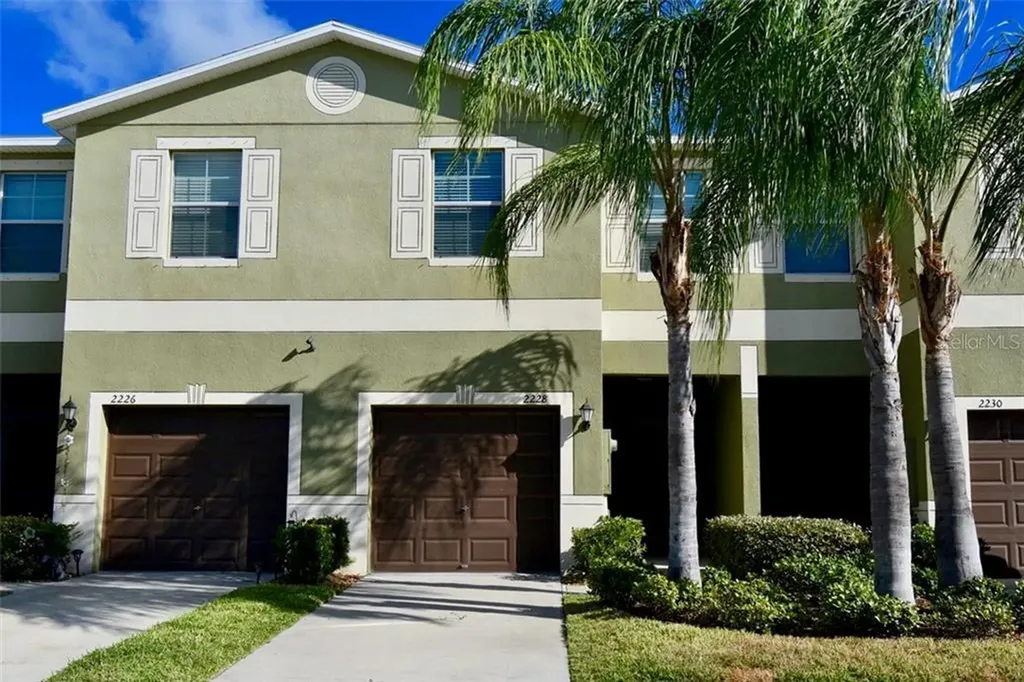 2228 Golden Falcon Drive Ruskin FL 33570