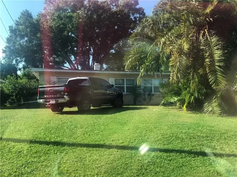 10850 Valencia Terrace Seminole FL 33772
