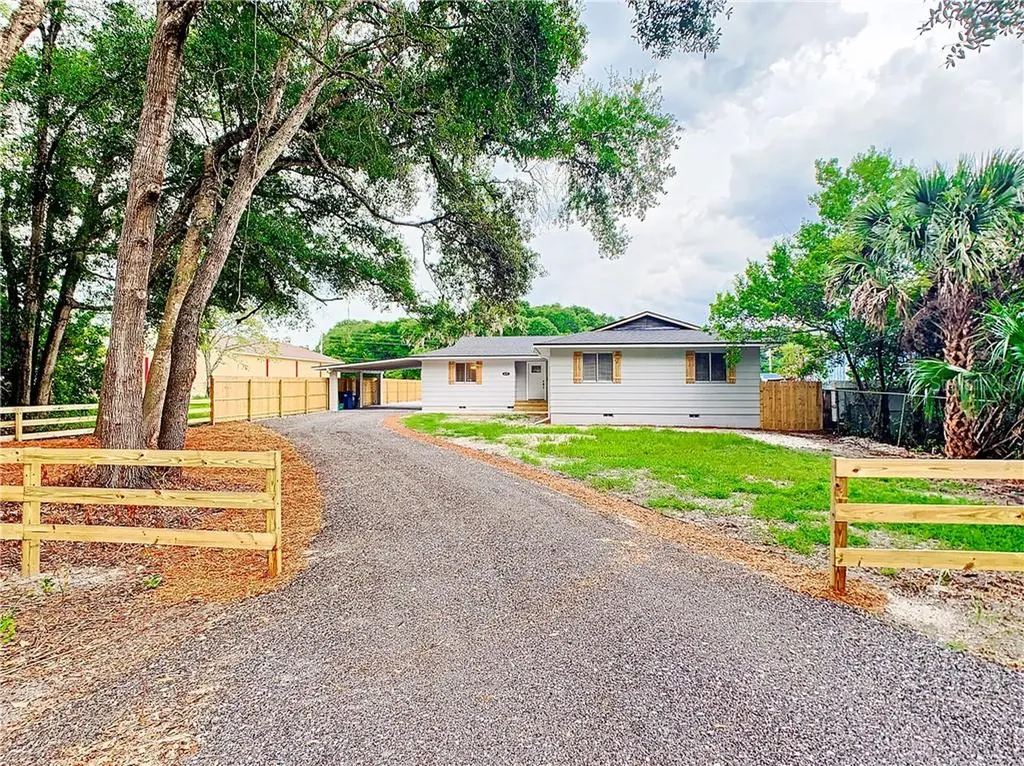 611 Margaret Street Deland FL 32720