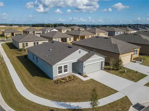 868 Orchid Grove Boulevard Davenport FL 33837