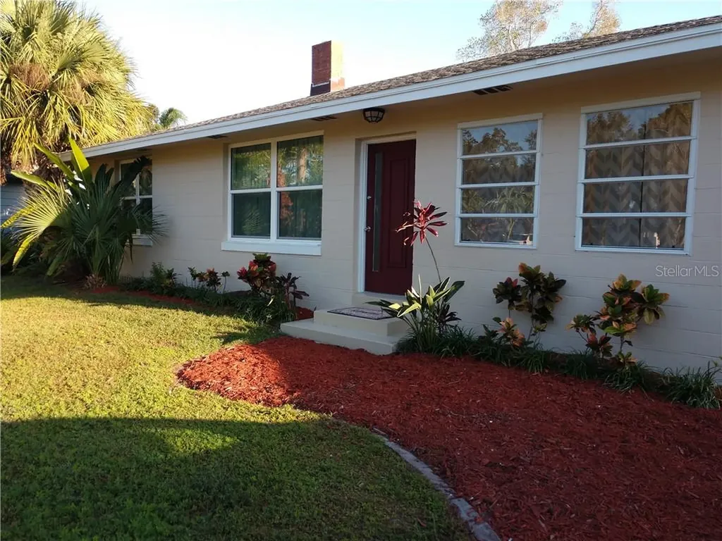 2058 Hyde Park Street Sarasota FL 34239