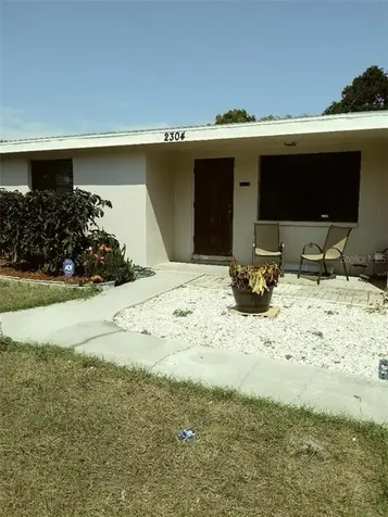 2304 E 111th Avenue Tampa FL 33612