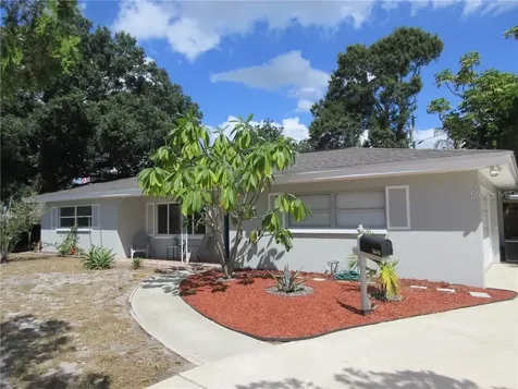 1660 Greenlea Drive Clearwater FL 33755