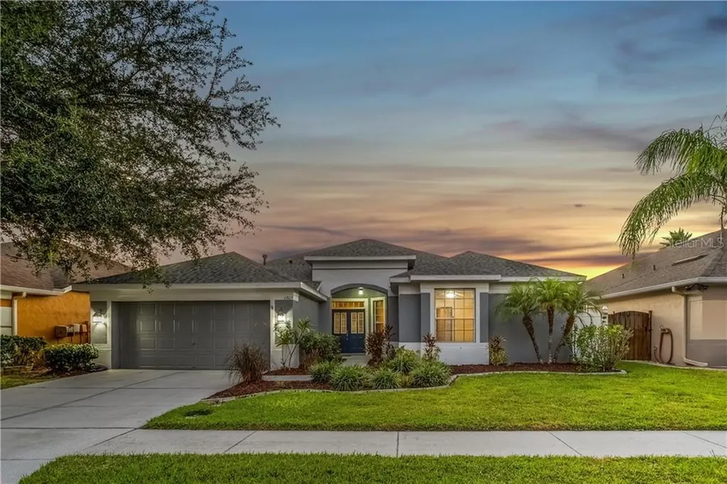 6803 Pleasant Oaks Place Riverview FL 33578
